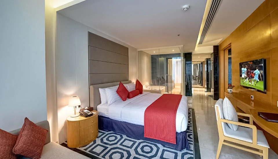 هتل رویال کنتیننتال دبی